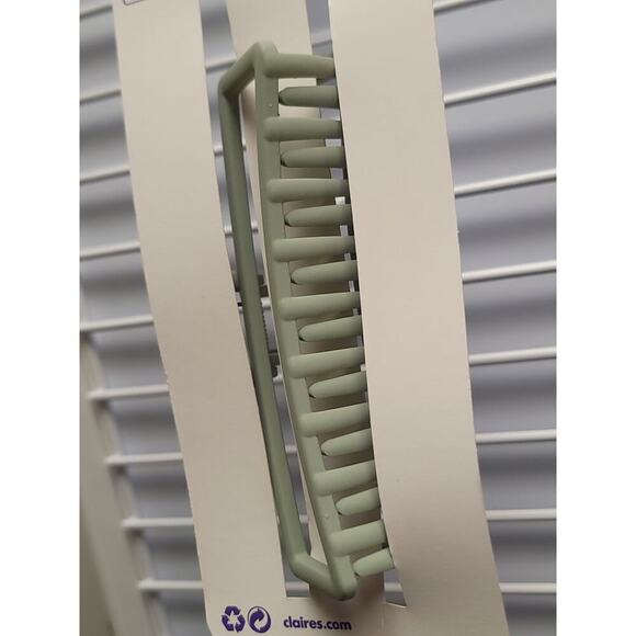 Claire’s Large Rectangular Sage Hair Clip Green New Claw Womens Girls - Picture 6 of 6
